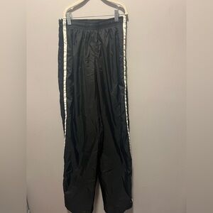 vintage Nike windbreaker pants ft. ankle zippers Big Kids Youth medium (8-10)